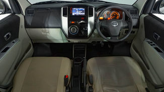 Jual Daihatsu Luxio 2015 1.5 X M/T di Jawa Barat-1