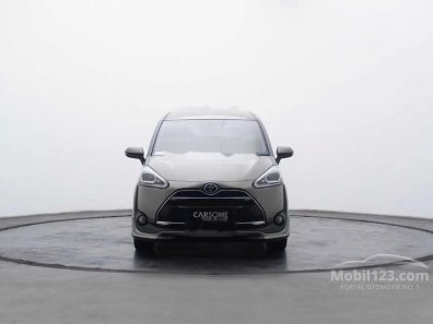 Jual Toyota Sienta Q 2017-1