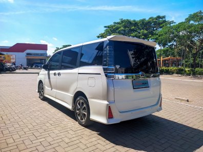 Jual Toyota Voxy 2019 2.0 A/T di Banten-1