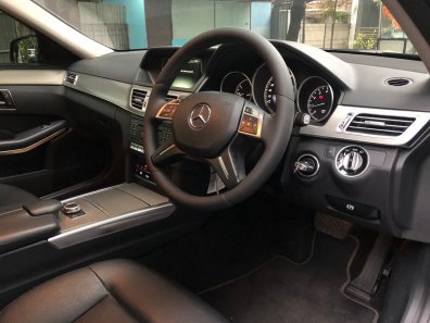 Jual Mercedes-Benz E-Class 2016 E 200 di DKI Jakarta-1