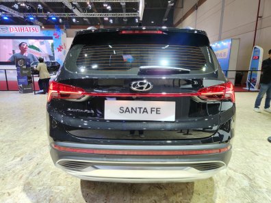 Jual Hyundai Santa Fe 2023 D 2.2 8DCT Signature di DKI Jakarta-1