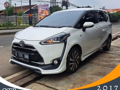 Jual Toyota Sienta 2017 Q CVT di Jawa Barat-1