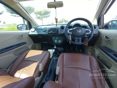 Butuh dana ingin jual Honda Brio Satya E 2014-1