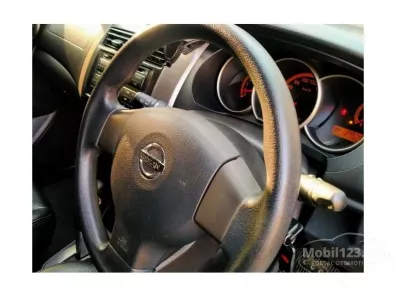 Nissan Livina X-Gear 2010 SUV dijual-1