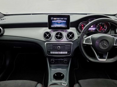 Jual Mercedes-Benz GLA 200 2018 Gasoline di DKI Jakarta-1