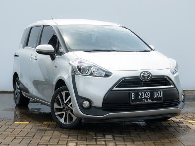 Jual Toyota Sienta 2019 V di Jawa Barat-1