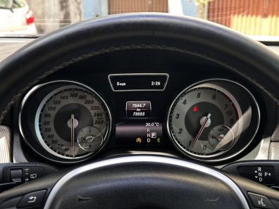 Jual Mercedes-Benz GLA 200 2015 Gasoline di DKI Jakarta-1