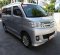 Butuh dana ingin jual Daihatsu Luxio X 2009-4