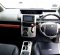 Toyota NAV1  2015 Minivan dijual-4