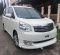 Jual Toyota NAV1 2016 termurah-6
