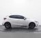Butuh dana ingin jual Mazda 2 Hatchback 2015-6