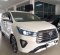 Jual Toyota Kijang Innova 2021 V A/T Diesel di Bali-3